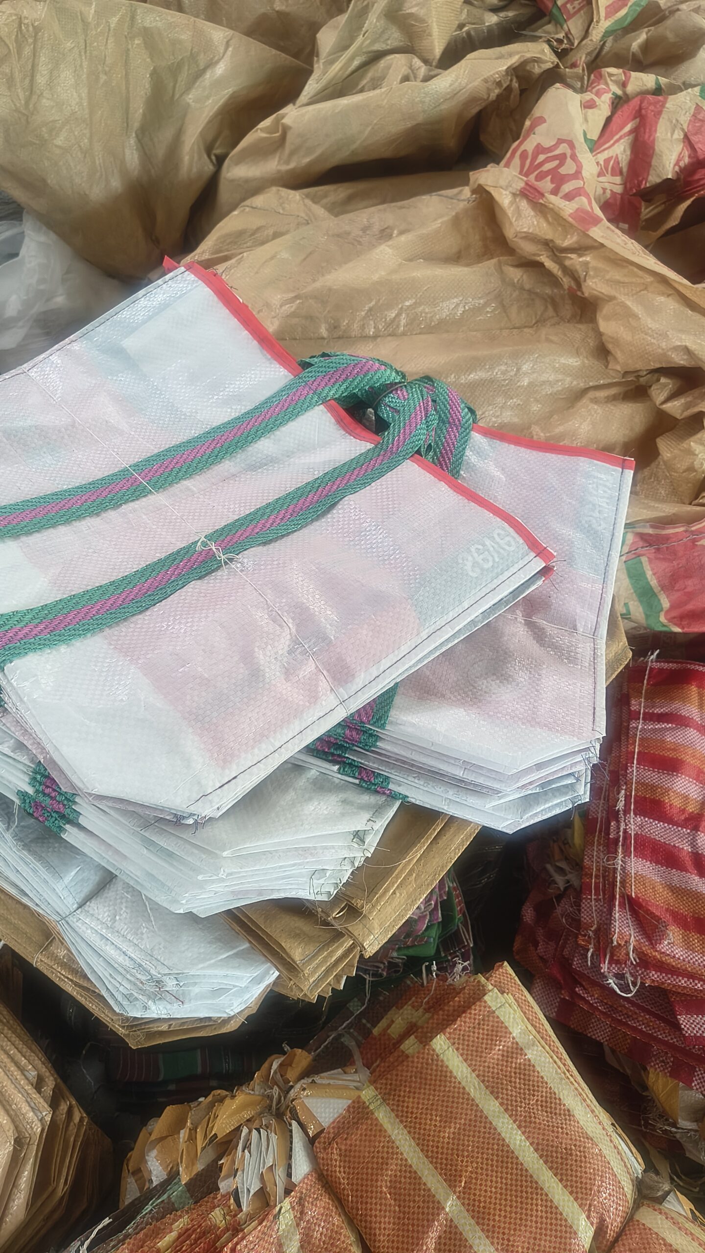 বাজার করা জড়ি ফিতা ব্যাগ পাইকারী - Shopping Bag